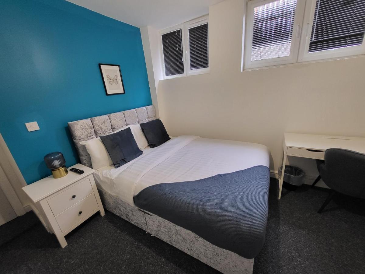 Nottingham Forest Rd, Short Stays Exterior photo